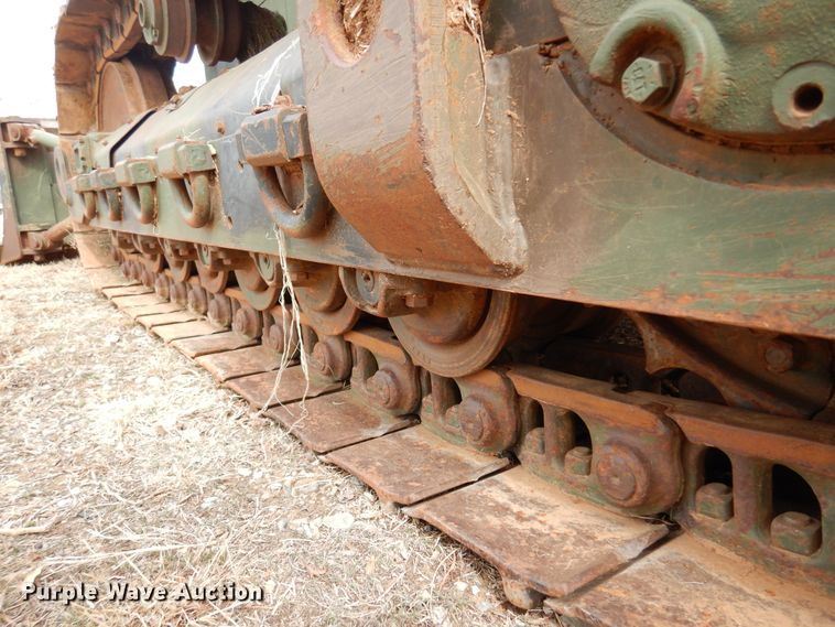 image for item DK4296 1982 Caterpillar D5B  dozer