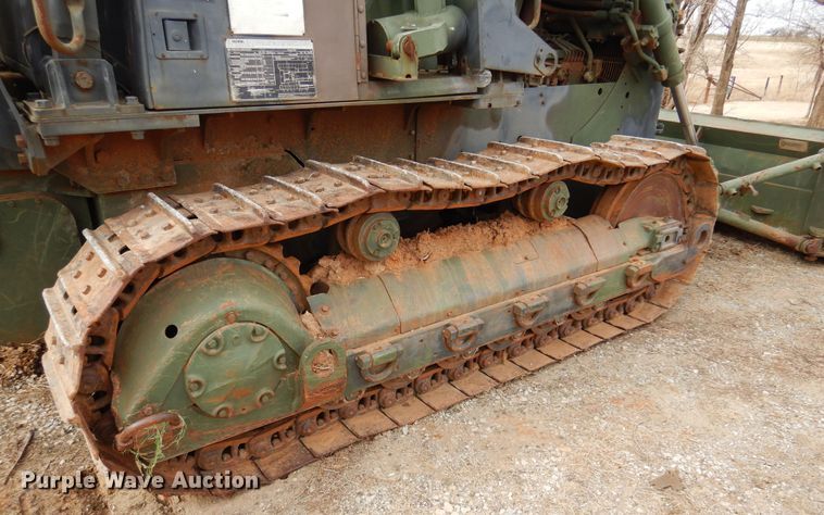 image for item DK4296 1982 Caterpillar D5B  dozer
