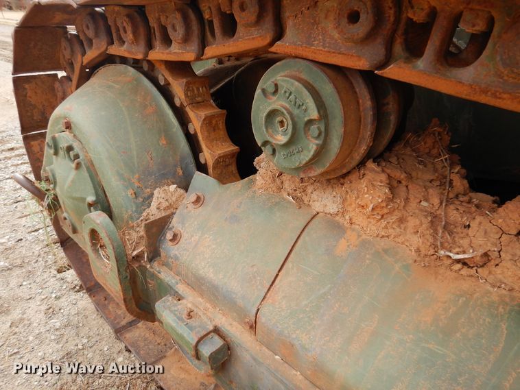 image for item DK4296 1982 Caterpillar D5B  dozer