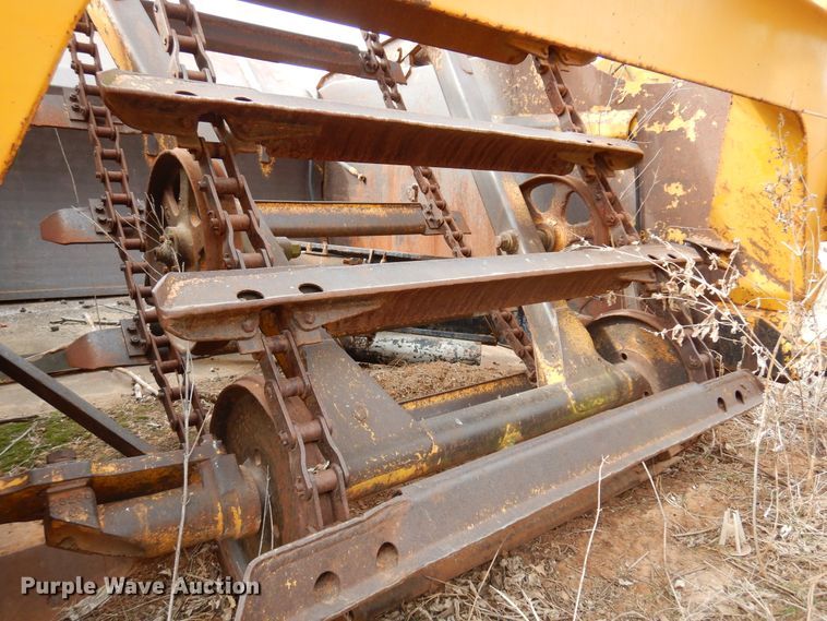 image for item DK4297 1972 Caterpillar 613  elevating scraper