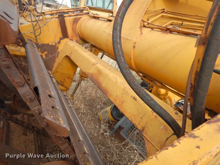 image for item DK4297 1972 Caterpillar 613  elevating scraper