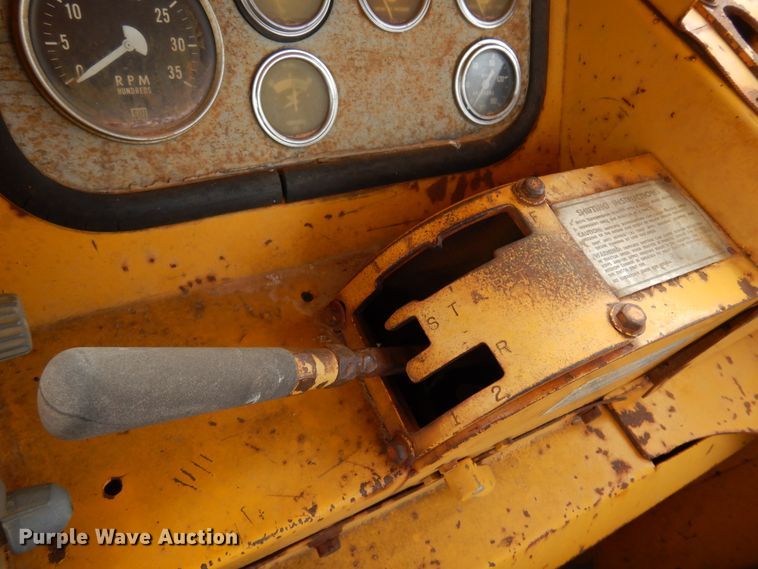 image for item DK4297 1972 Caterpillar 613  elevating scraper