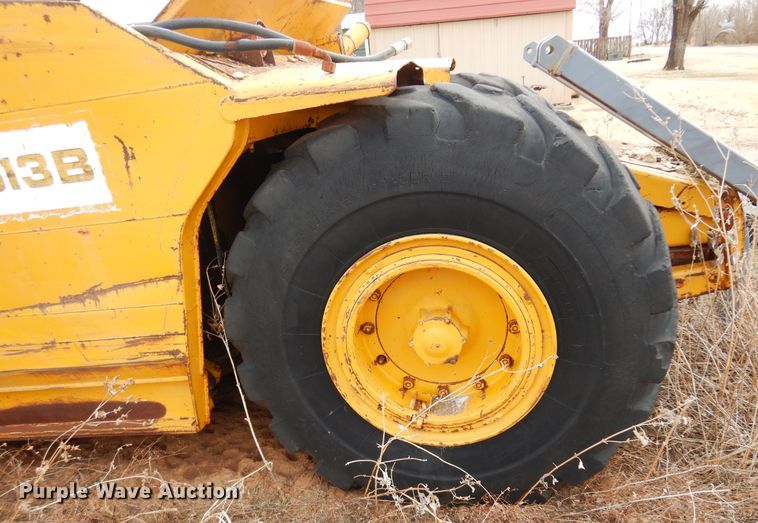 image for item DK4297 1972 Caterpillar 613  elevating scraper