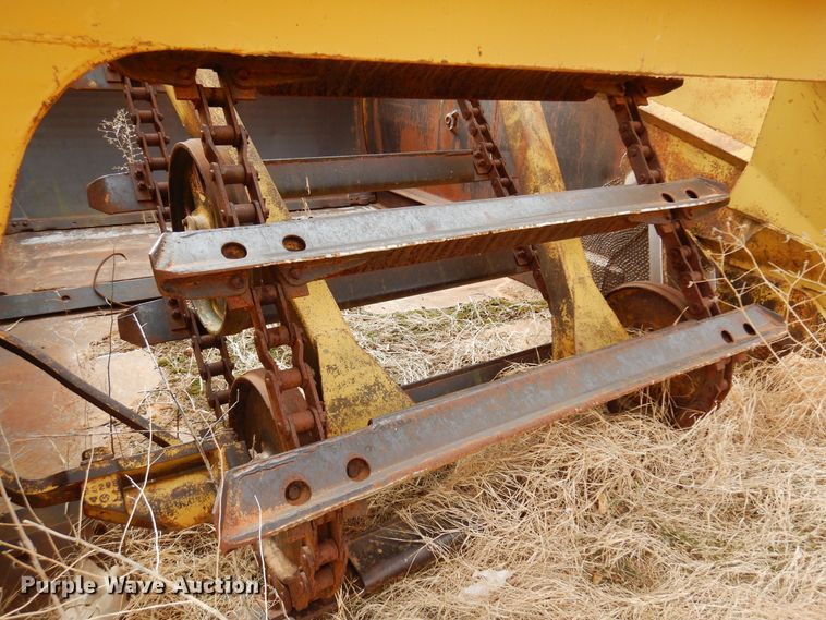 image for item DK4298 1970 Caterpillar 613  elevating scraper