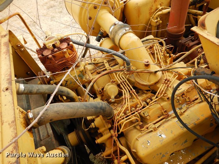 image for item DK4298 1970 Caterpillar 613  elevating scraper