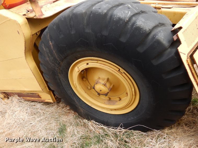 image for item DK4298 1970 Caterpillar 613  elevating scraper