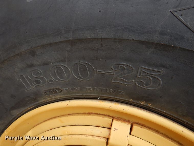 image for item DK4298 1970 Caterpillar 613  elevating scraper