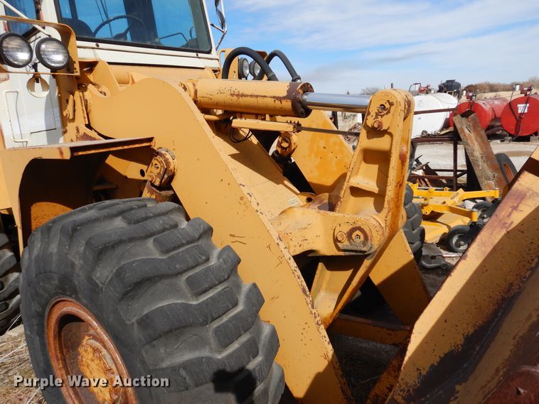 image for item DK4322 International 530  wheel loader