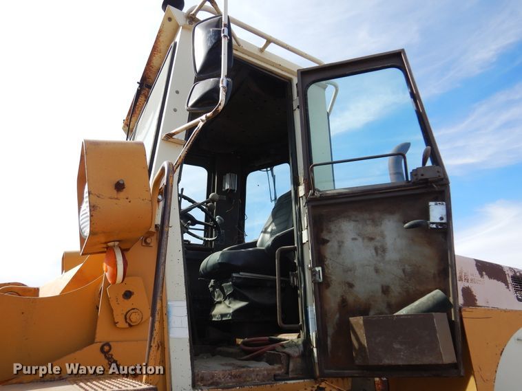 image for item DK4322 International 530  wheel loader