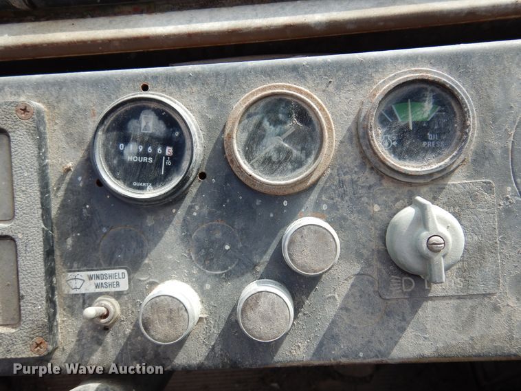 image for item DK4322 International 530  wheel loader