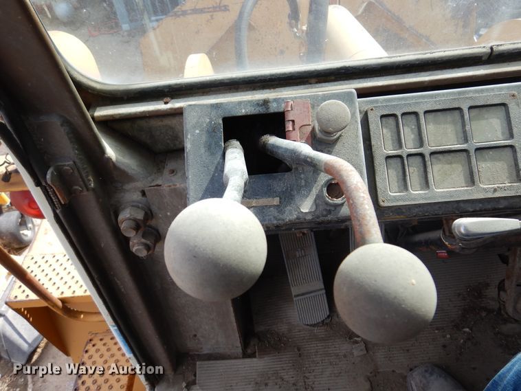 image for item DK4322 International 530  wheel loader