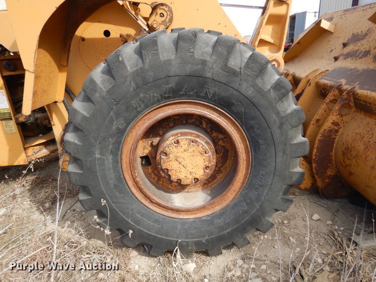 image for item DK4322 International 530  wheel loader