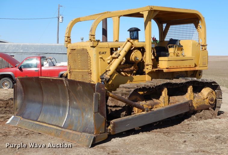 image for item DK7255 1971 Caterpillar D7F  dozer