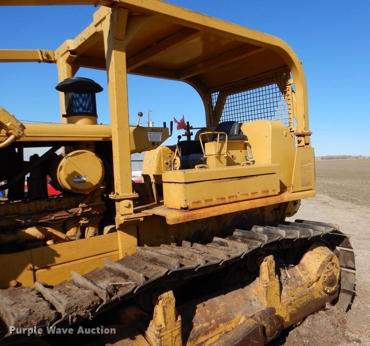 image for item DK7255 1971 Caterpillar D7F  dozer