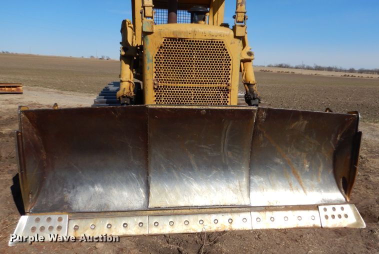 image for item DK7255 1971 Caterpillar D7F  dozer