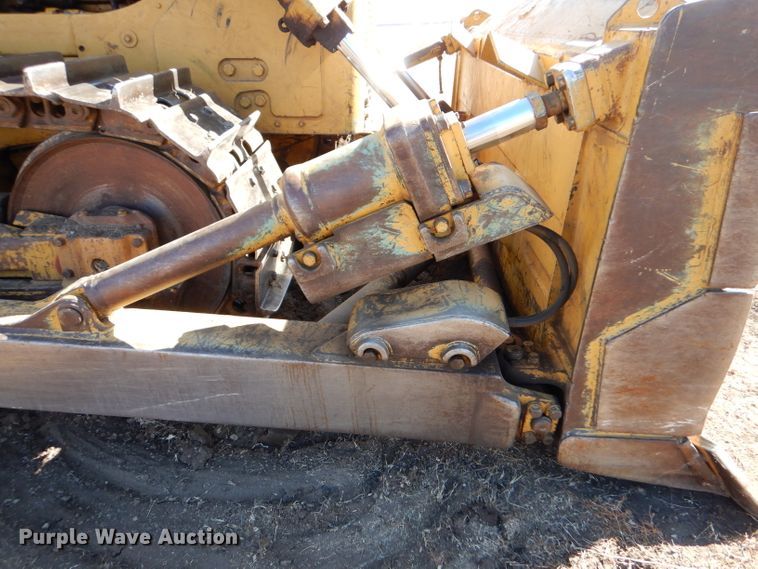 image for item DK7255 1971 Caterpillar D7F  dozer