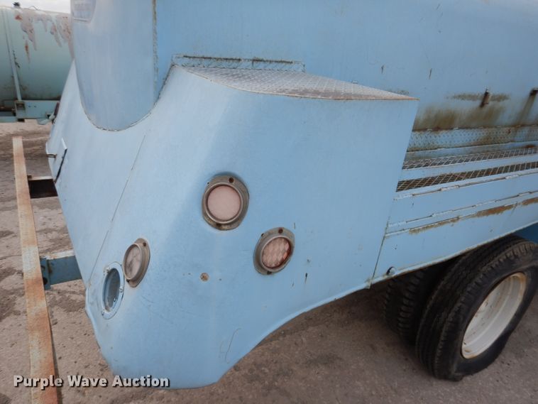 image for item DL5919 Fuel trailer