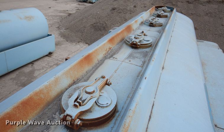 image for item DL5919 Fuel trailer