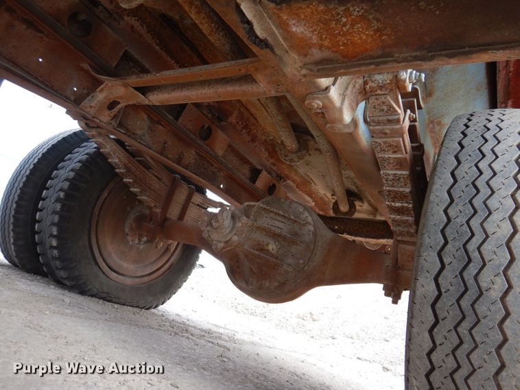 image for item DL5919 Fuel trailer