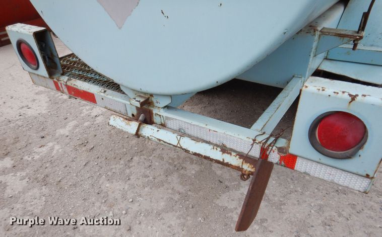 image for item DL5920 Fuel trailer