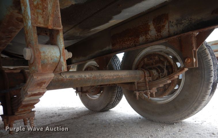 image for item DL5920 Fuel trailer