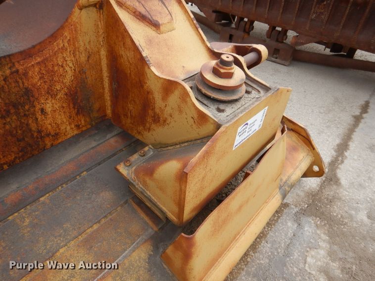 image for item DL5921 Caterpillar  11' W dozer blade