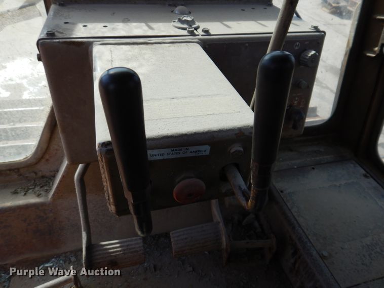 image for item DL5924 1977 Caterpillar D9H  dozer