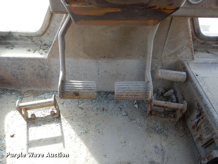 image for item DL5924 1977 Caterpillar D9H  dozer