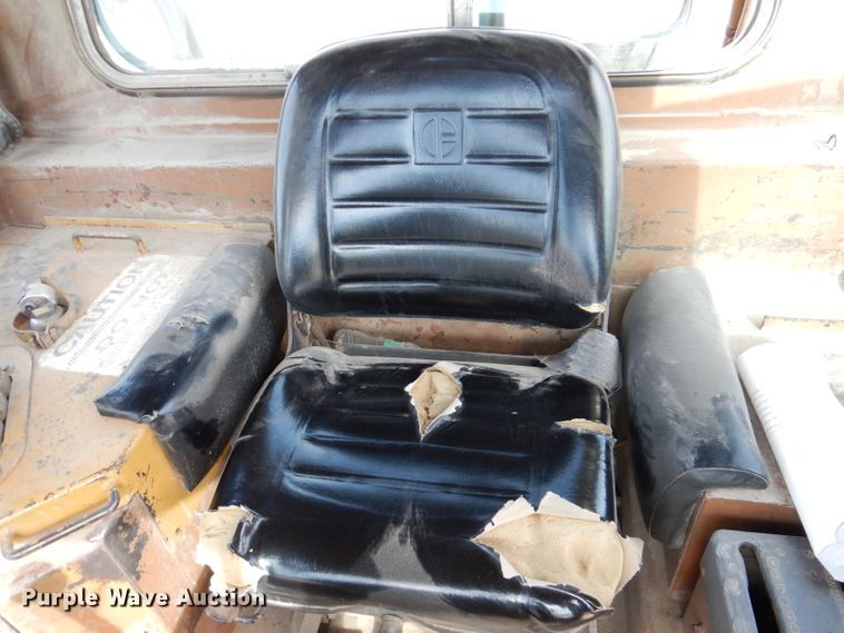 image for item DL5925 1980 Caterpillar D9H  dozer