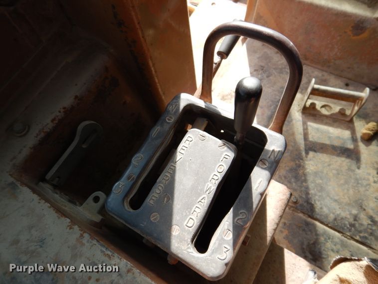 image for item DL5925 1980 Caterpillar D9H  dozer