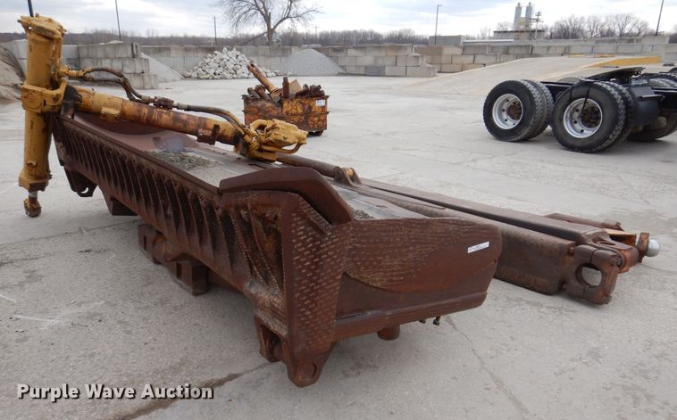 image for item DL5925 1980 Caterpillar D9H  dozer