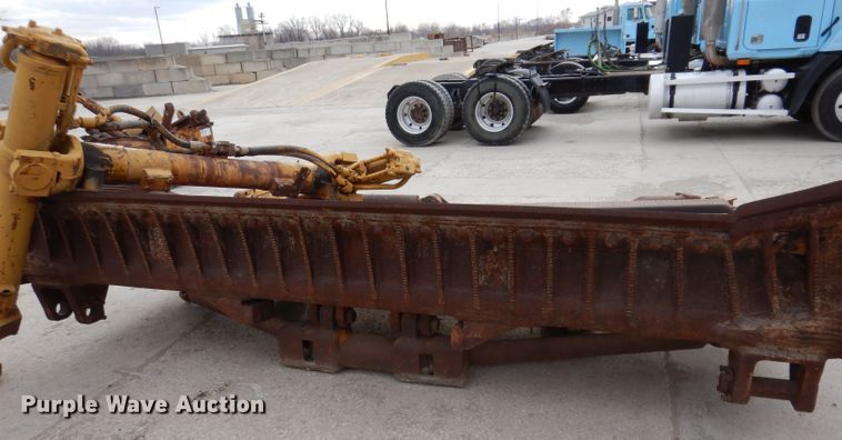 image for item DL5925 1980 Caterpillar D9H  dozer