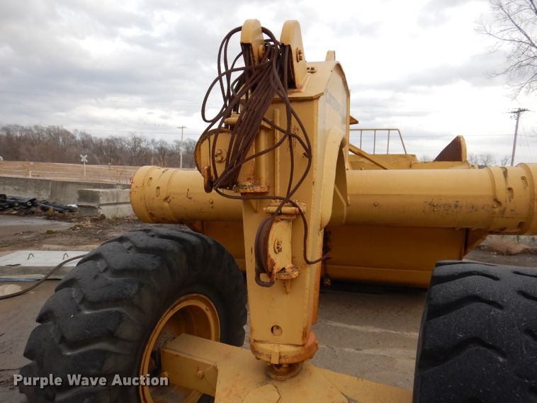image for item DL5929 1961 Caterpillar 463  scraper
