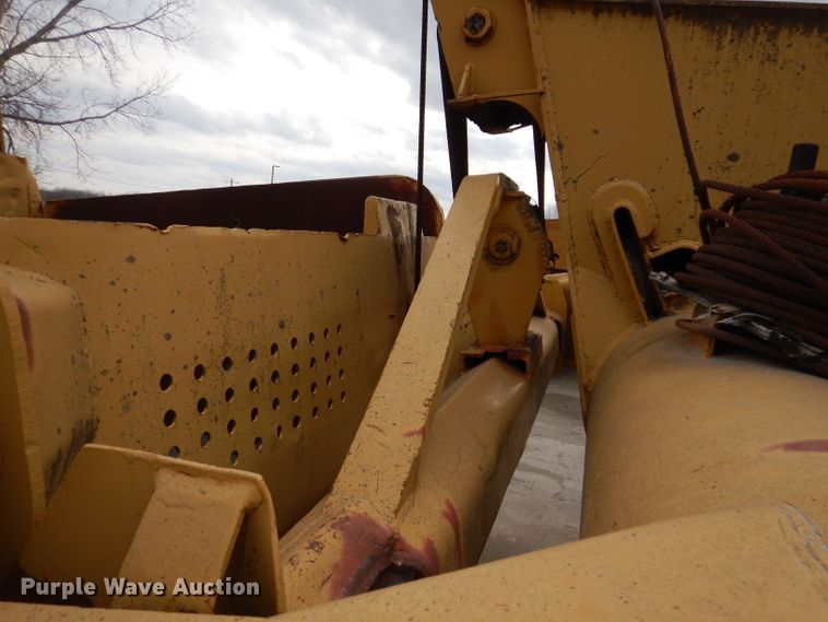 image for item DL5929 1961 Caterpillar 463  scraper