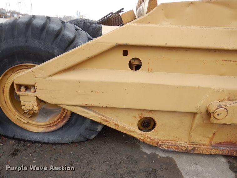 image for item DL5929 1961 Caterpillar 463  scraper