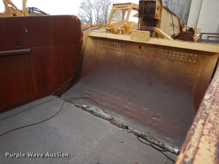 image for item DL5929 1961 Caterpillar 463  scraper