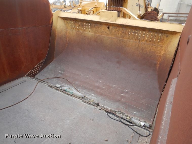 image for item DL5929 1961 Caterpillar 463  scraper