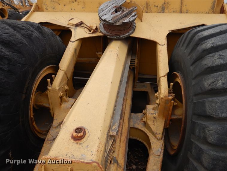 image for item DL5929 1961 Caterpillar 463  scraper