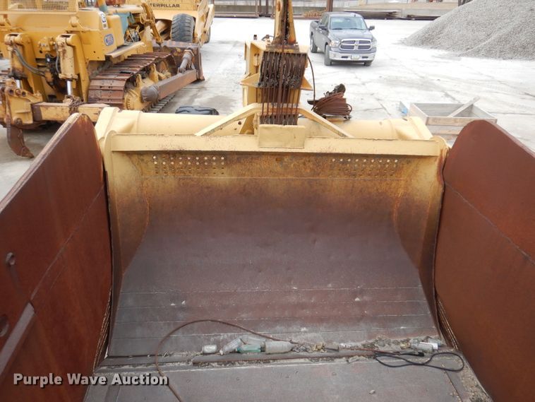 image for item DL5929 1961 Caterpillar 463  scraper