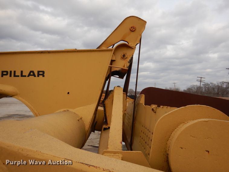 image for item DL5929 1961 Caterpillar 463  scraper