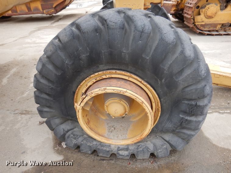 image for item DL5929 1961 Caterpillar 463  scraper