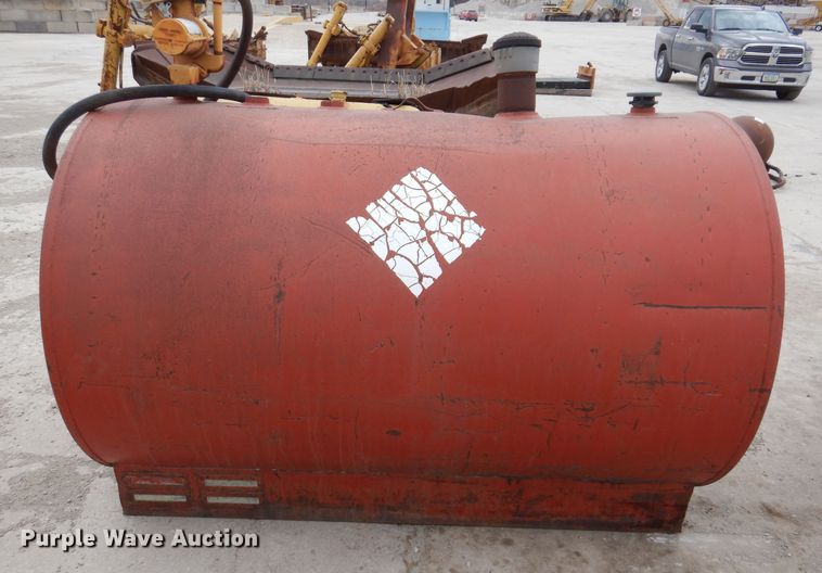image for item DL5930 Fuel tank