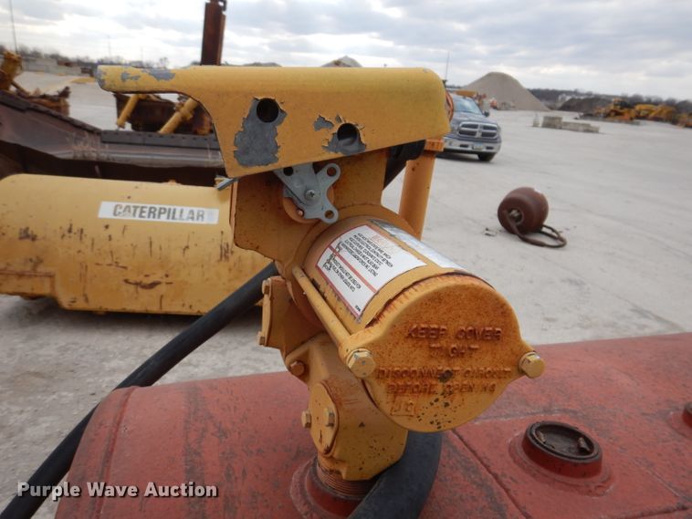 image for item DL5930 Fuel tank