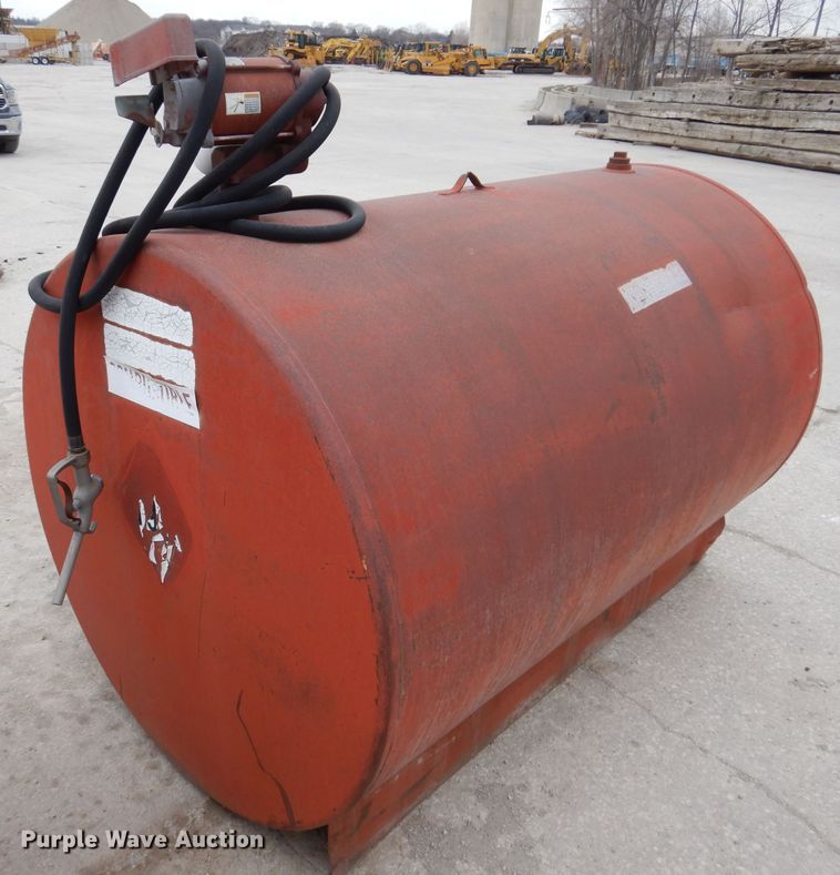 image for item DL5931 Fuel tank