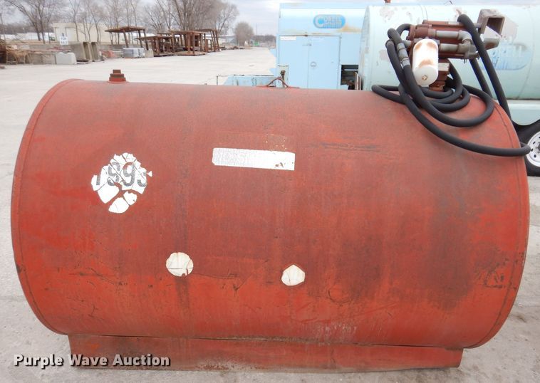 image for item DL5931 Fuel tank