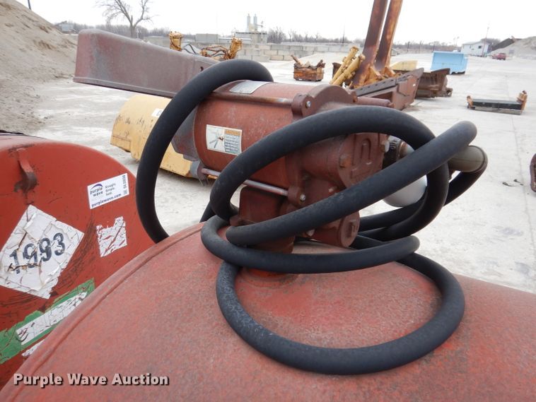 image for item DL5931 Fuel tank