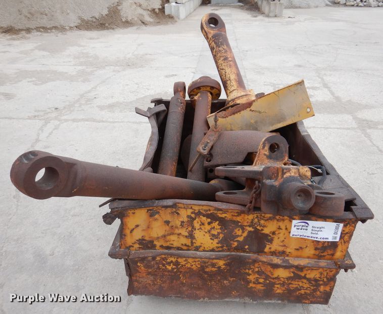 image for item DL5934 Dozer parts