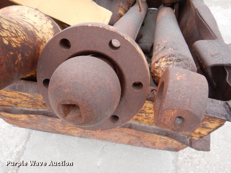 image for item DL5934 Dozer parts