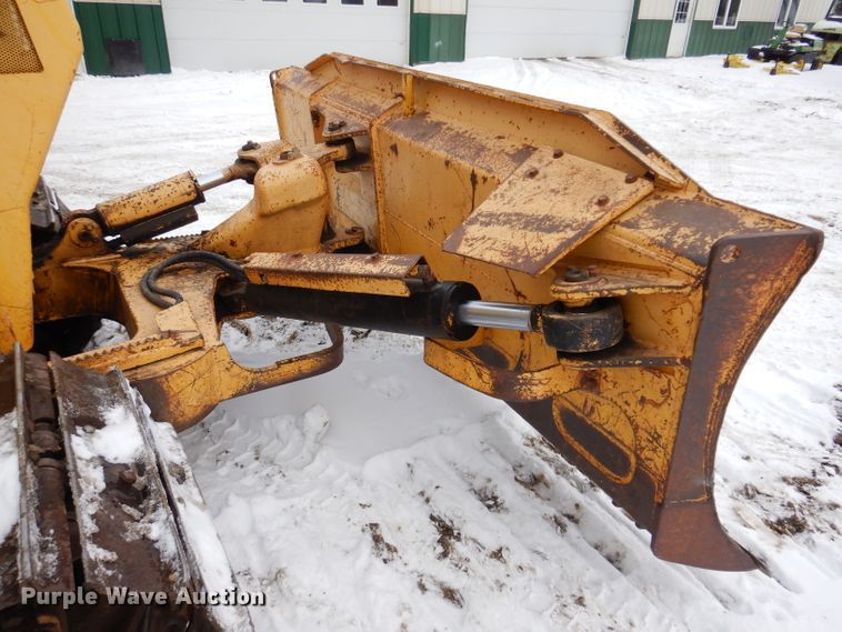 image for item DL5938 2000 Komatsu D41P-6  dozer
