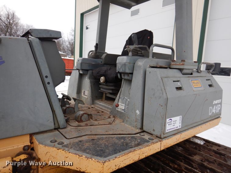 image for item DL5938 2000 Komatsu D41P-6  dozer